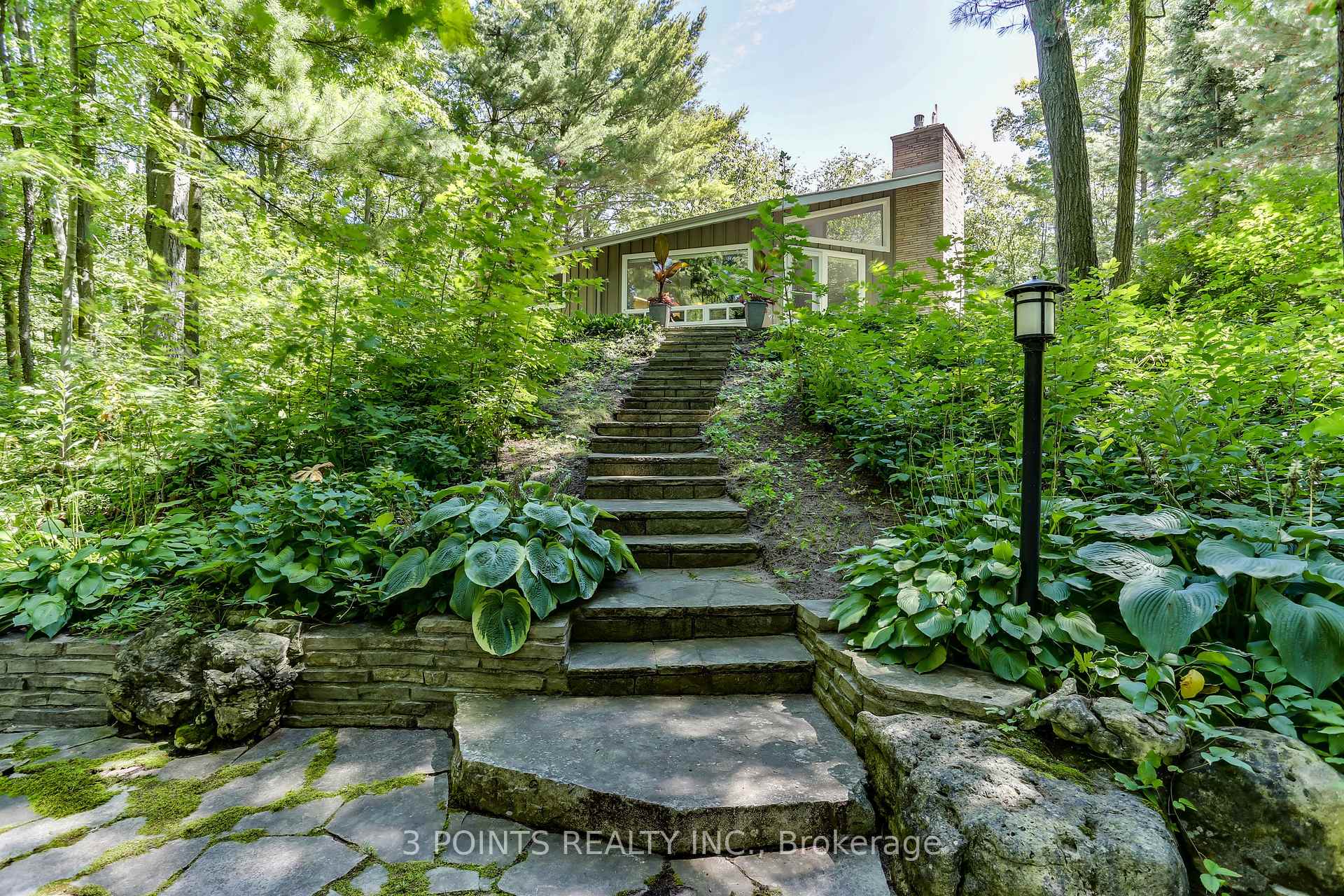 Photo 2 of 4 Frances Crescent, South Huron, Stephen — HOMEH