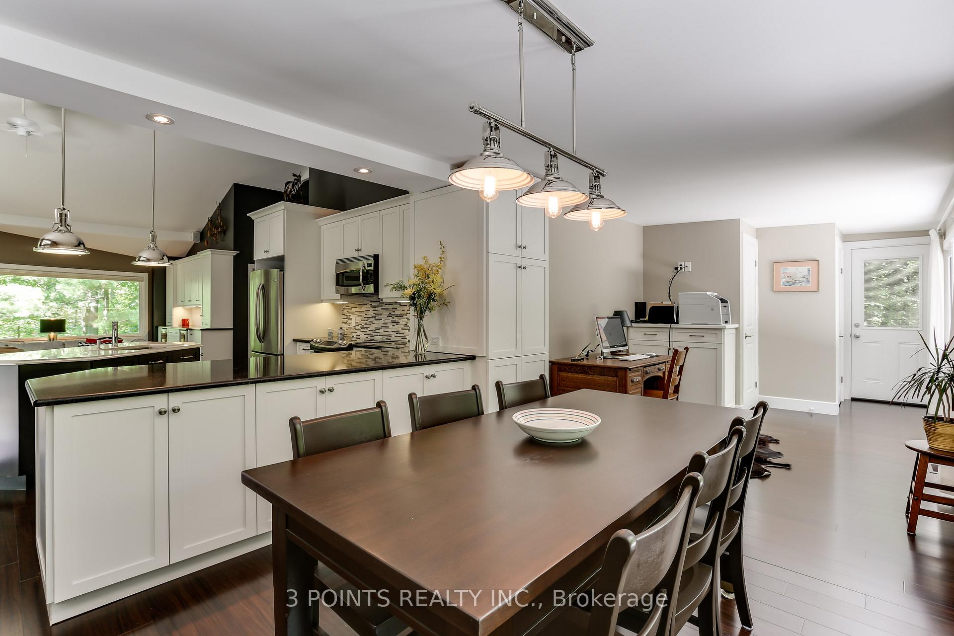 Photo 20 of 4 Frances Crescent, South Huron, Stephen — HOMEH