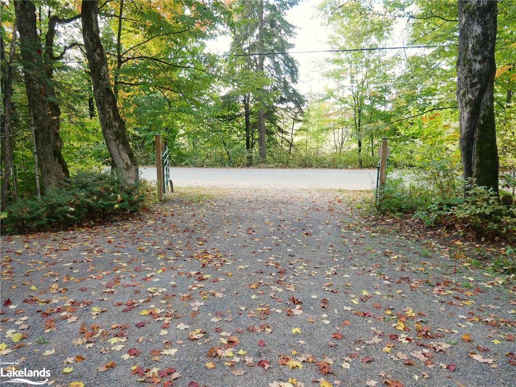 Photo 6 of 64 Nipissing Road, Seguin — HOMEH