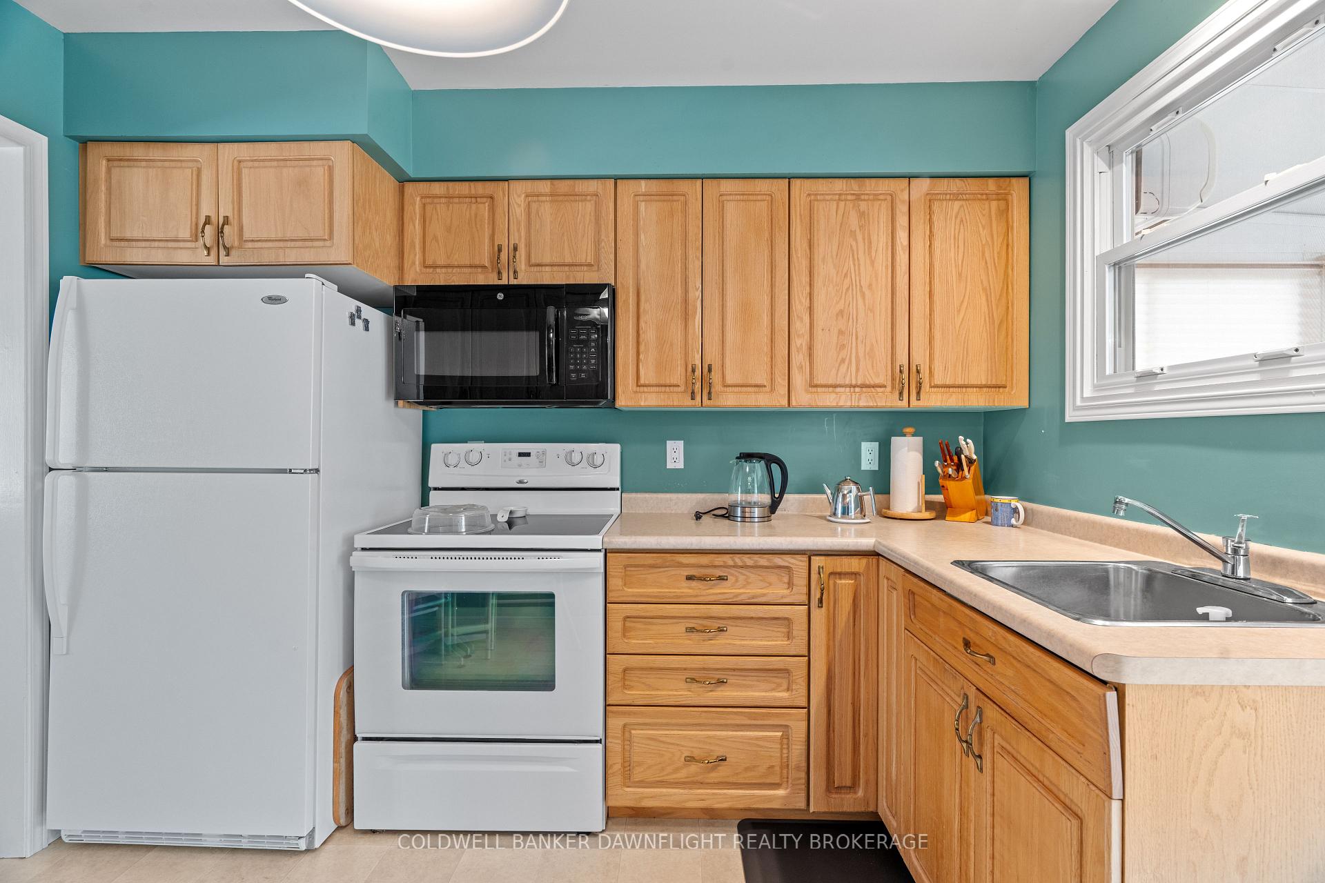 Photo 11 of 249 Churchill Drive, South Huron, Exeter — HOMEH