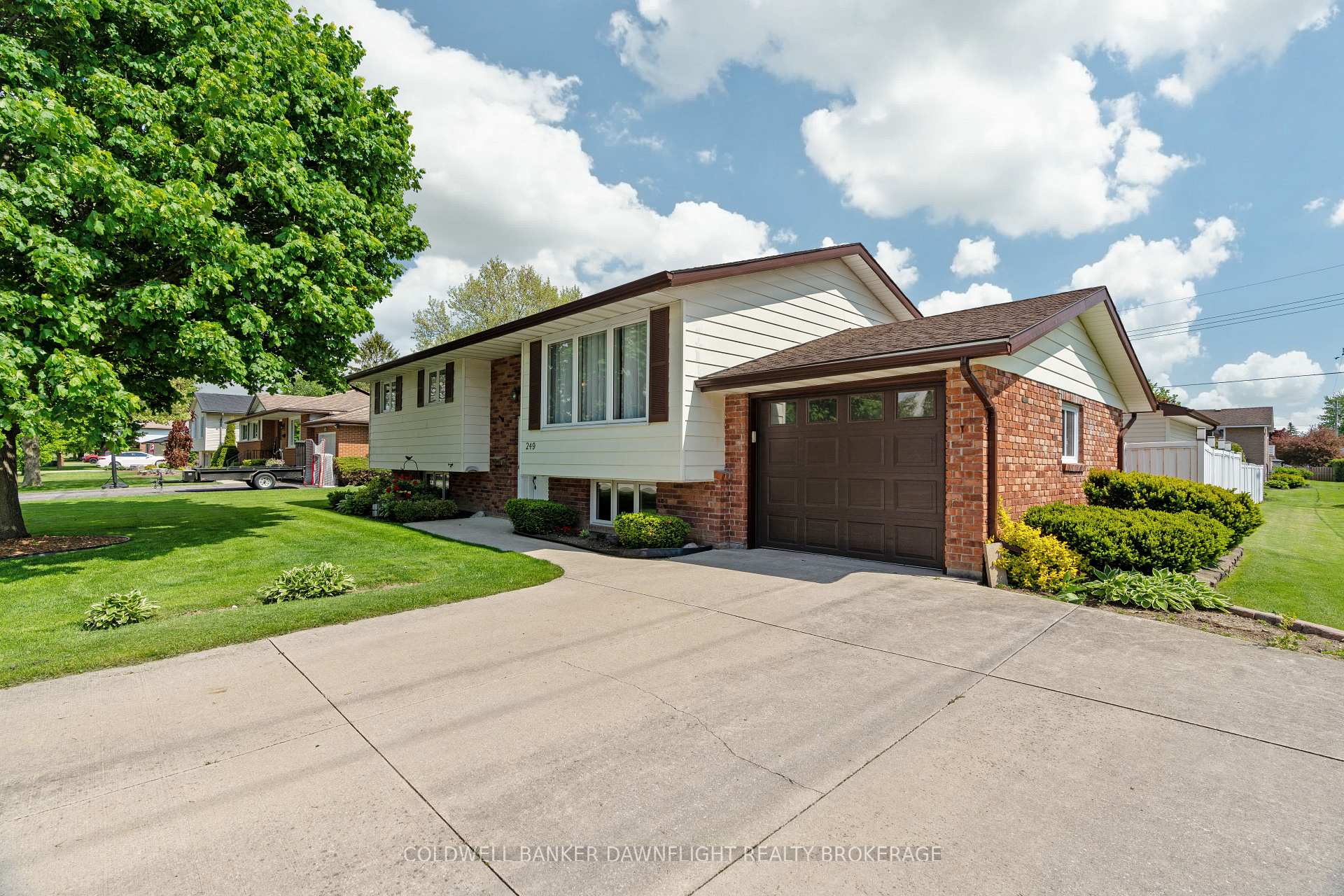 Photo 47 of 249 Churchill Drive, South Huron, Exeter — HOMEH