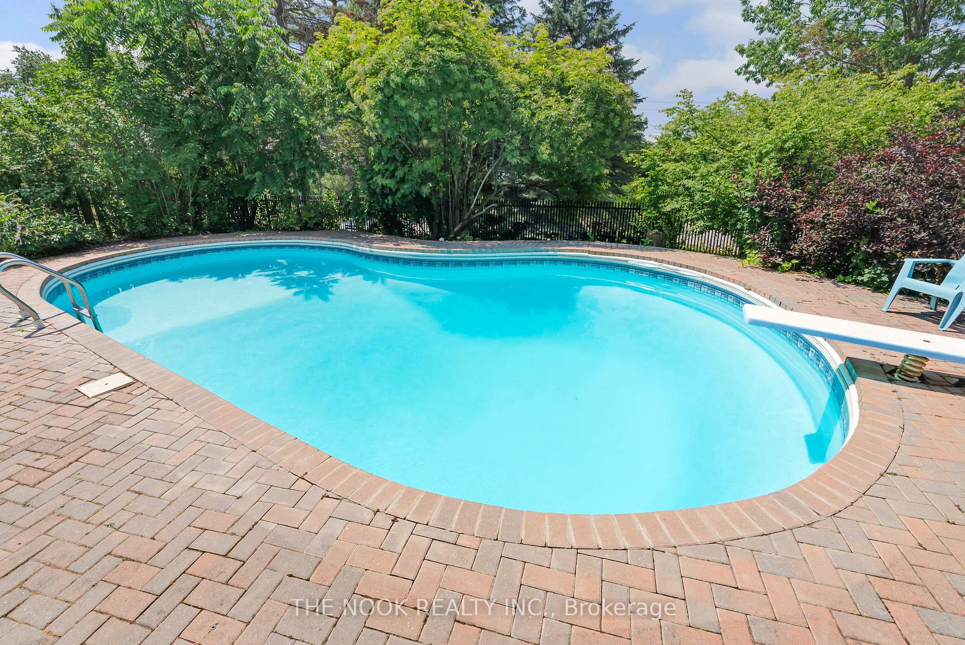 Photo 7 of 385 Fralicks Beach Road, Scugog, Rural Scugog — HOMEH