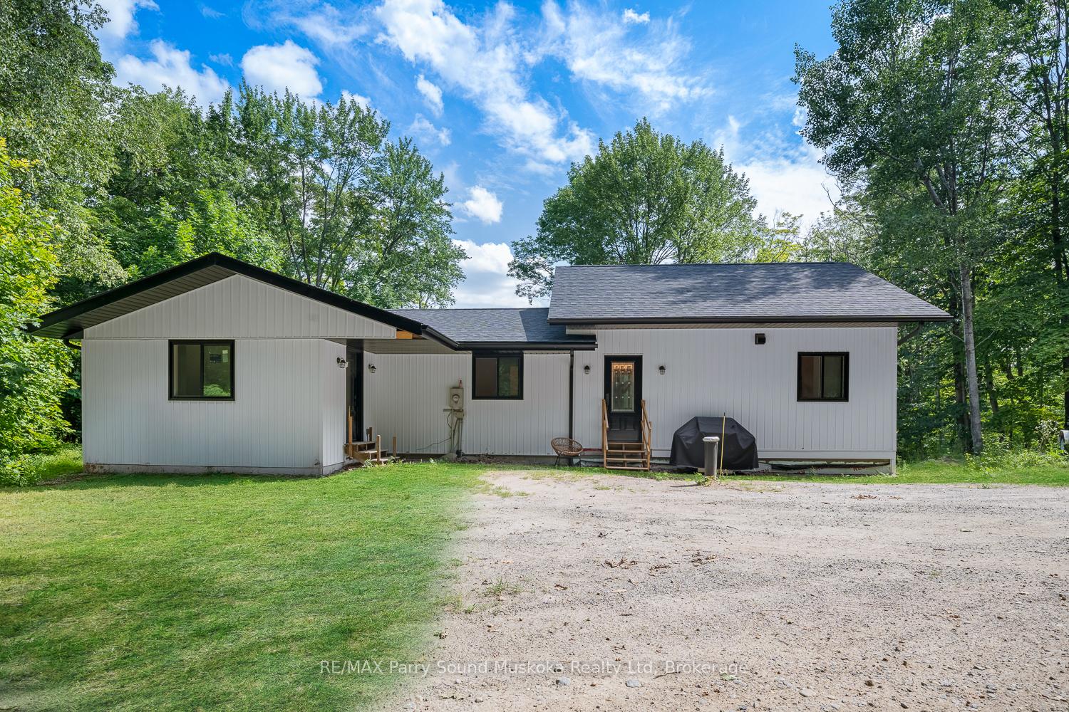 Photo 1 of 13 Rocky Road, Seguin — HOMEH