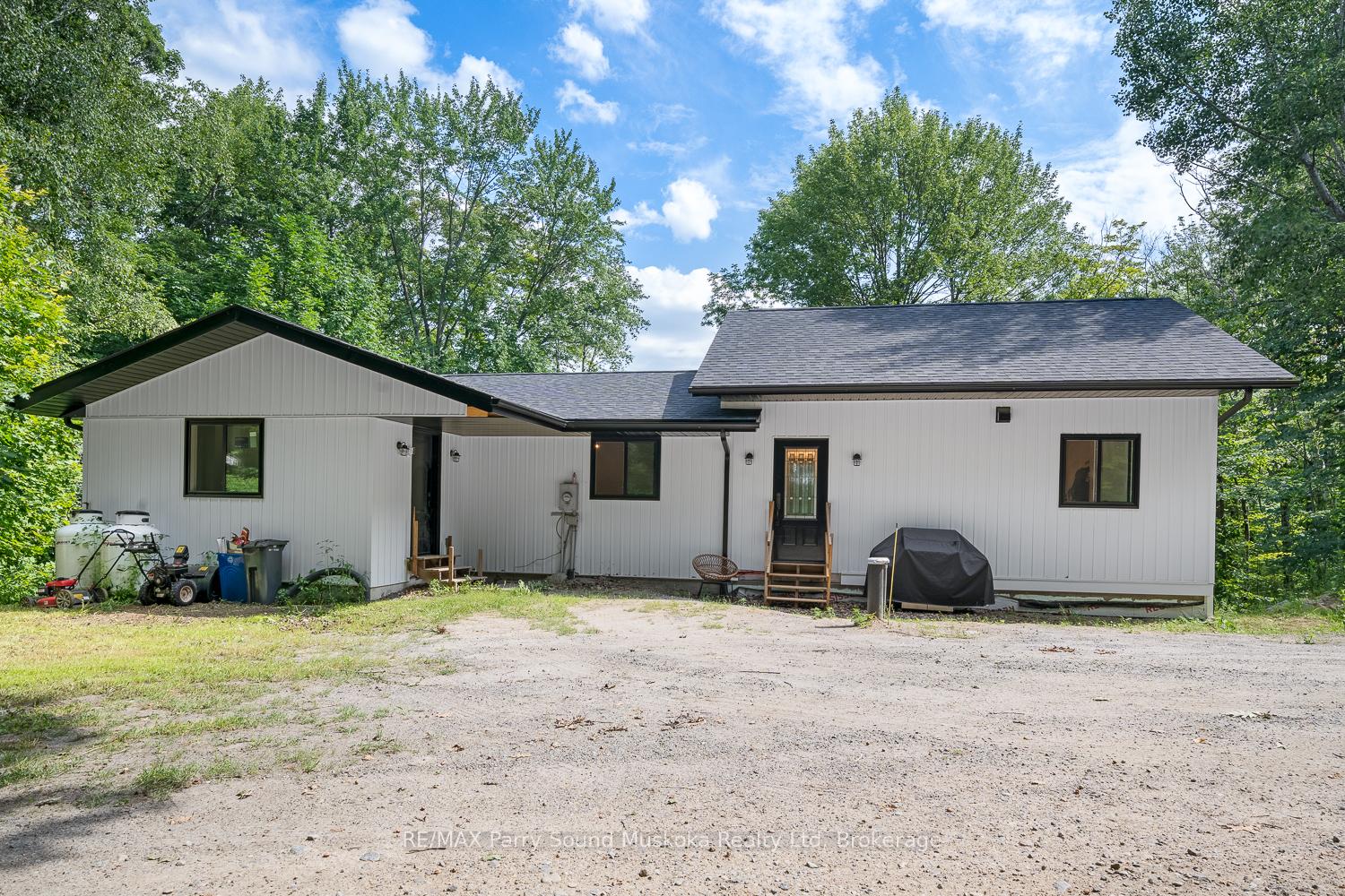 Photo 11 of 13 Rocky Road, Seguin — HOMEH