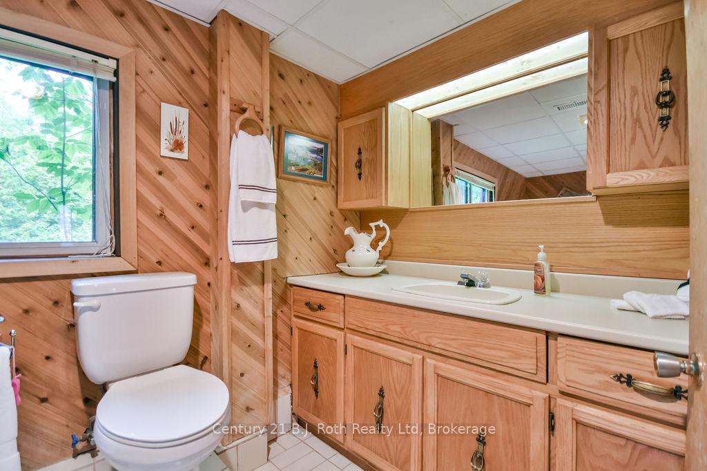 Photo 14 of 1755 Twin Oaks Crescent, Severn, Rural Severn — HOMEH