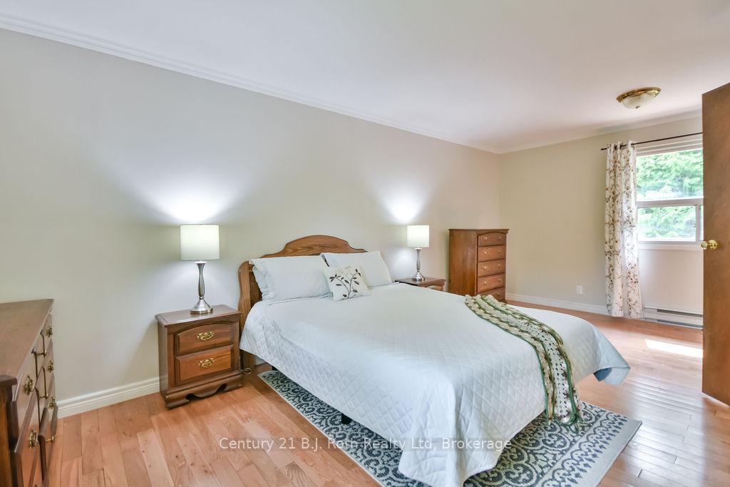 Photo 16 of 1755 Twin Oaks Crescent, Severn, Rural Severn — HOMEH