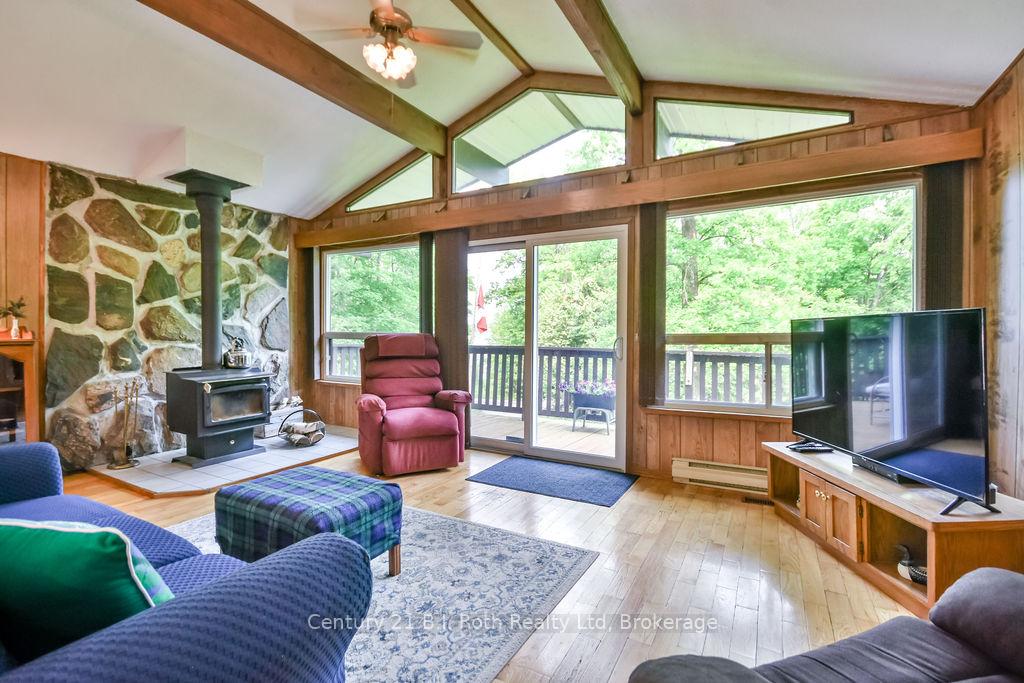 Photo 18 of 1755 Twin Oaks Crescent, Severn, Rural Severn — HOMEH
