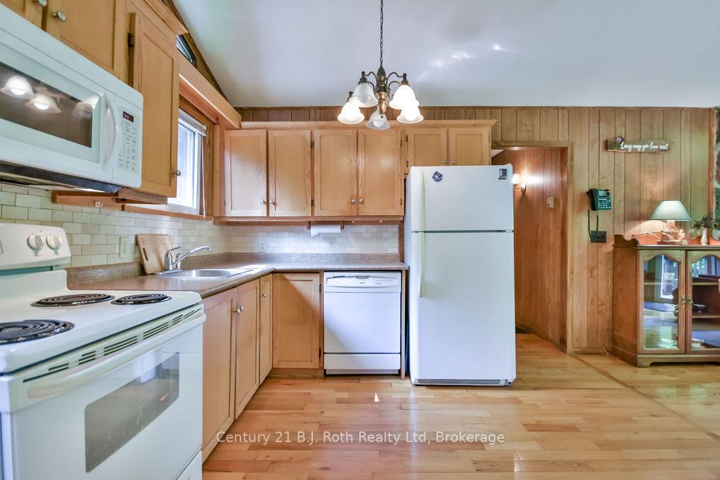 Photo 21 of 1755 Twin Oaks Crescent, Severn, Rural Severn — HOMEH