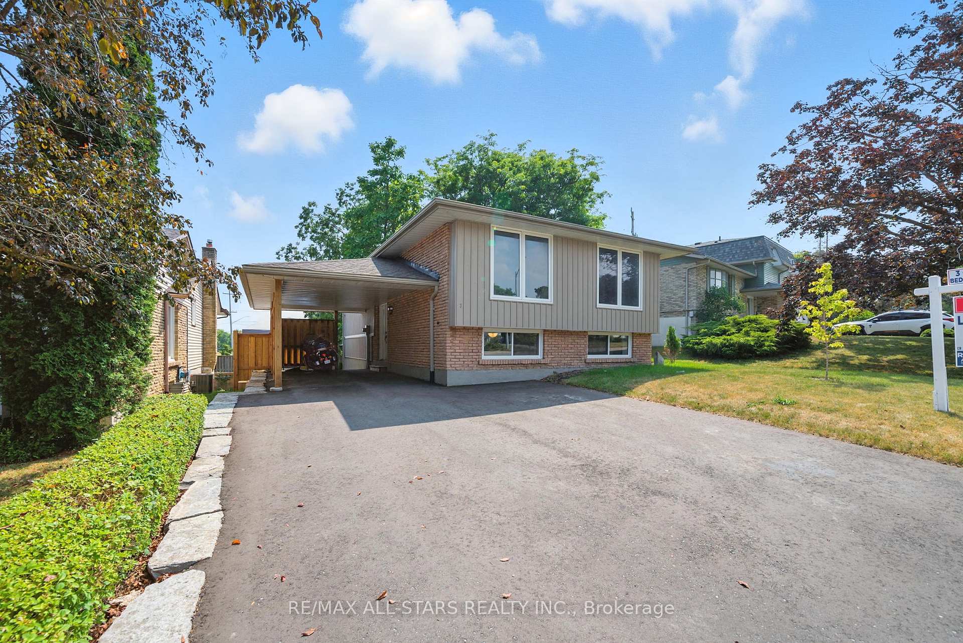 Photo 2 of 3 Lakeview Drive, Scugog, Port Perry — HOMEH