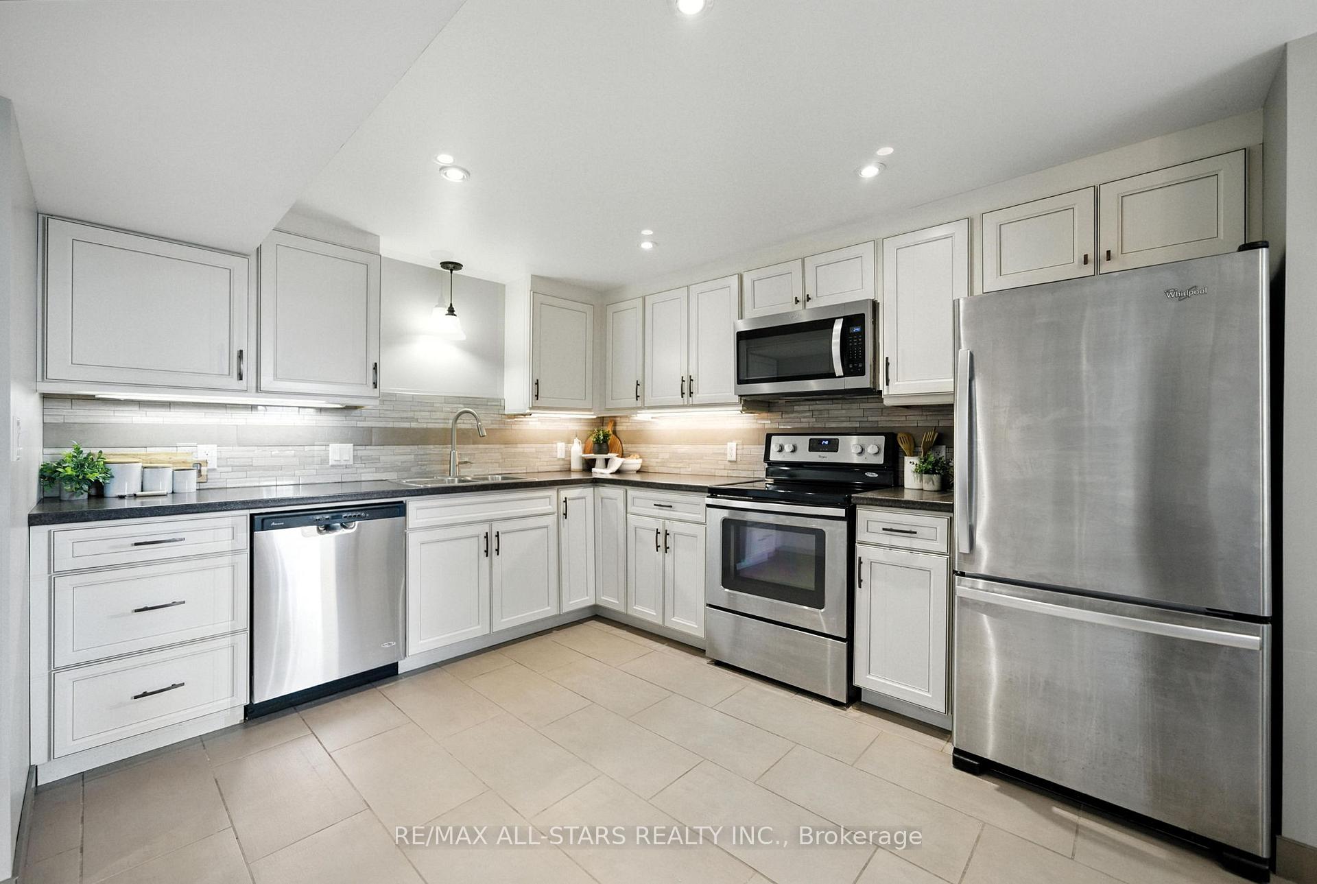 Photo 8 of 3 Lakeview Drive, Scugog, Port Perry — HOMEH