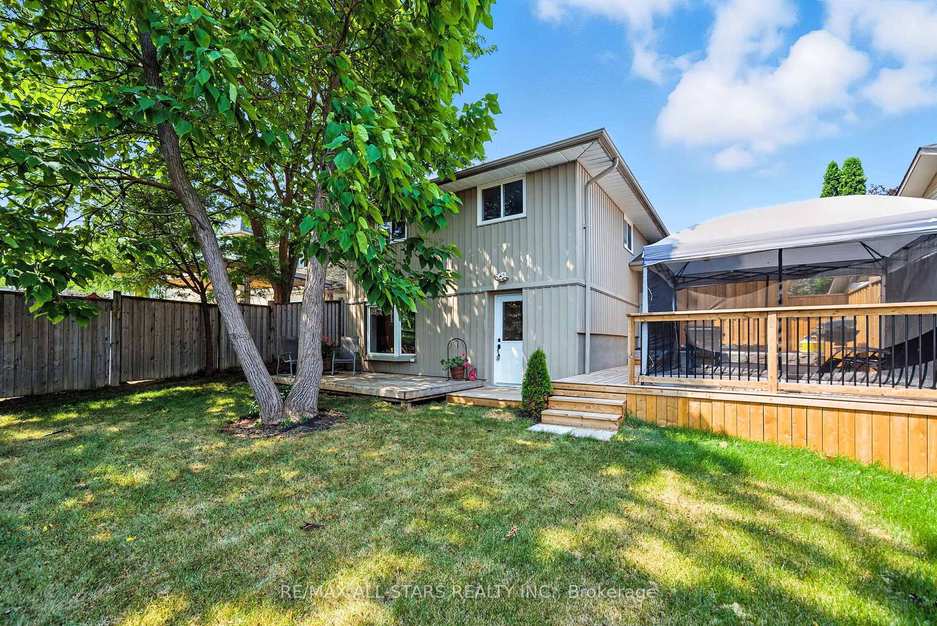 Photo 39 of 3 Lakeview Drive, Scugog, Port Perry — HOMEH