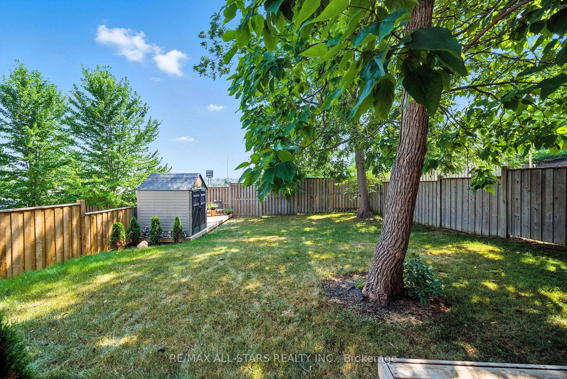 Photo 42 of 3 Lakeview Drive, Scugog, Port Perry — HOMEH