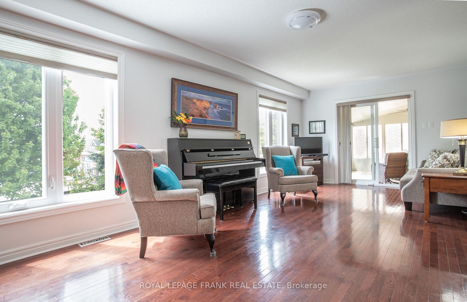 Photo 13 of 310 Major Street, Scugog, Port Perry — HOMEH