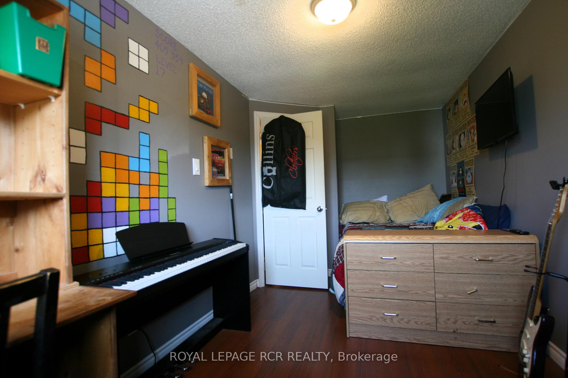 Photo 11 of 516 Pineview Gardens, Shelburne — HOMEH