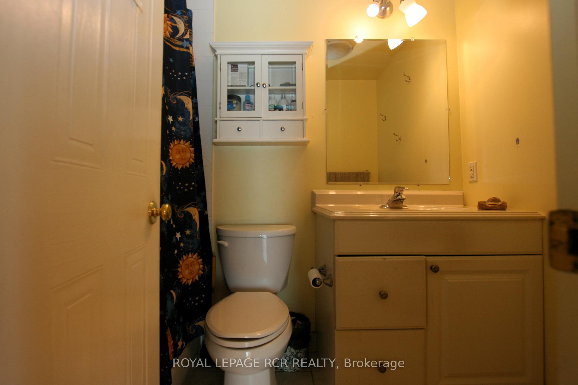 Photo 13 of 516 Pineview Gardens, Shelburne — HOMEH