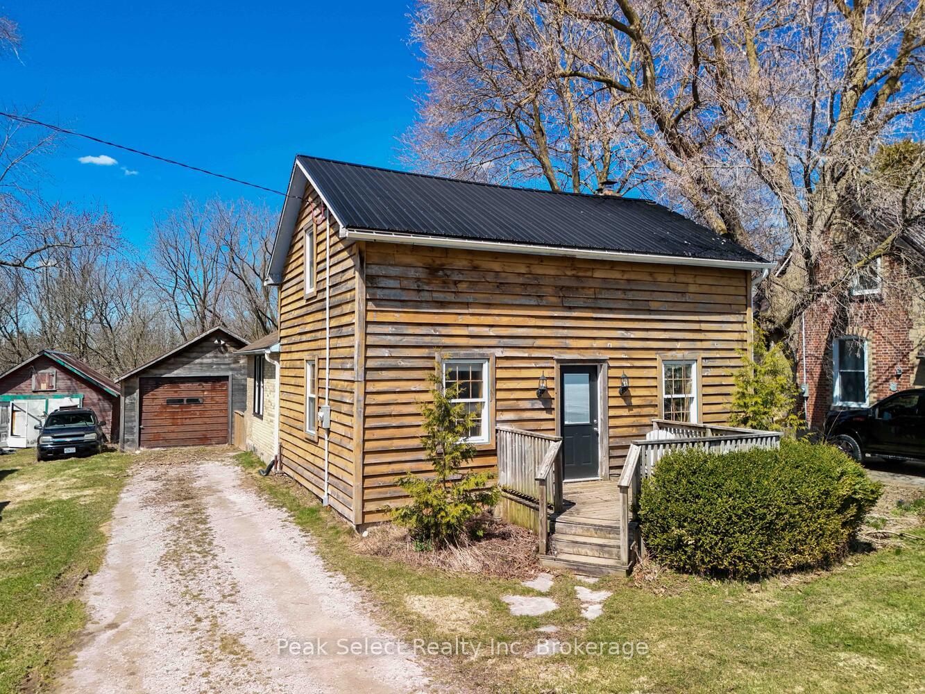 Photo 2 of 70393 Road 164, South Huron, Usborne — HOMEH