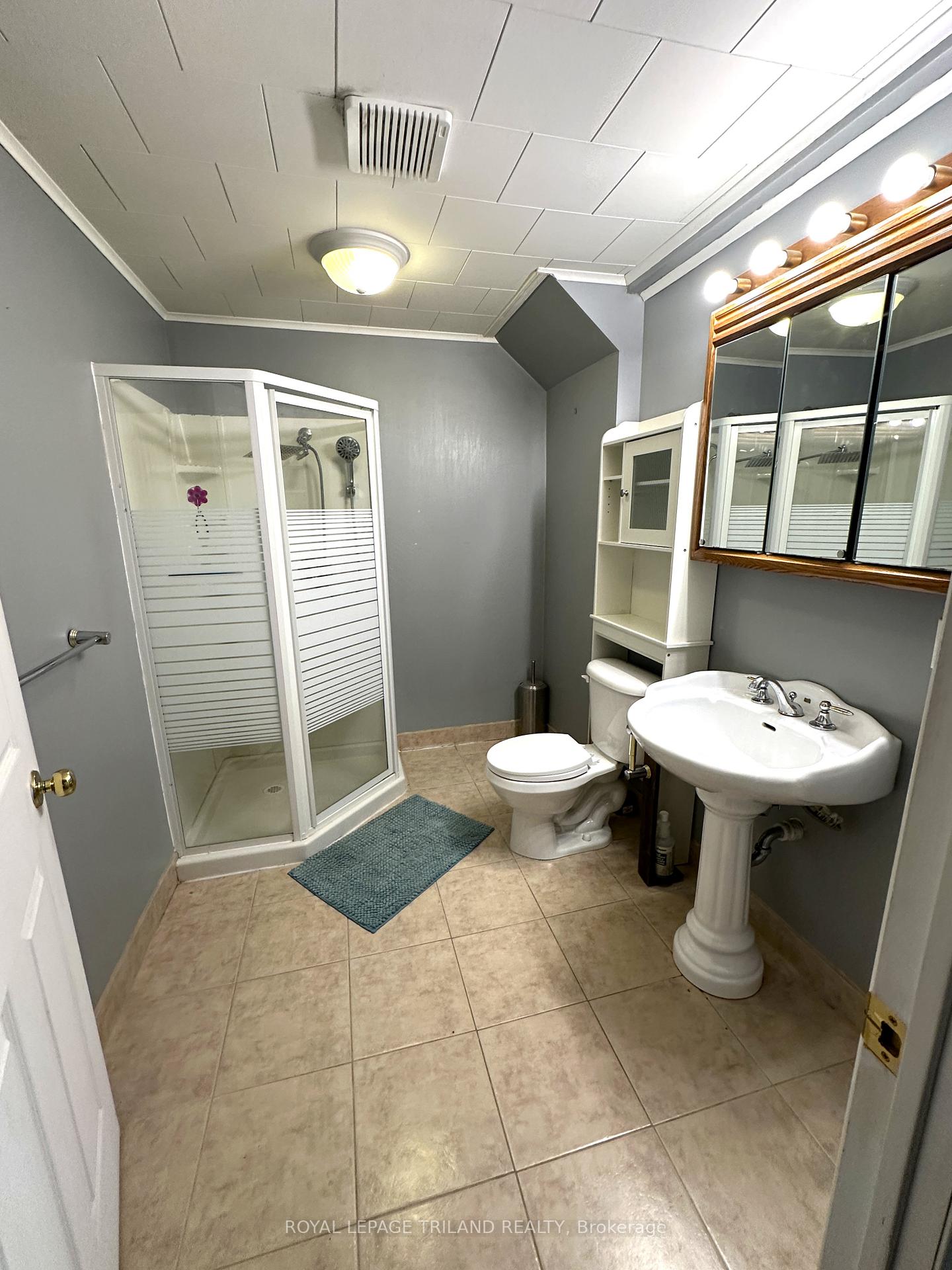 Photo 19 of 41850 James Street, Southwold, Rural Southwold — HOMEH
