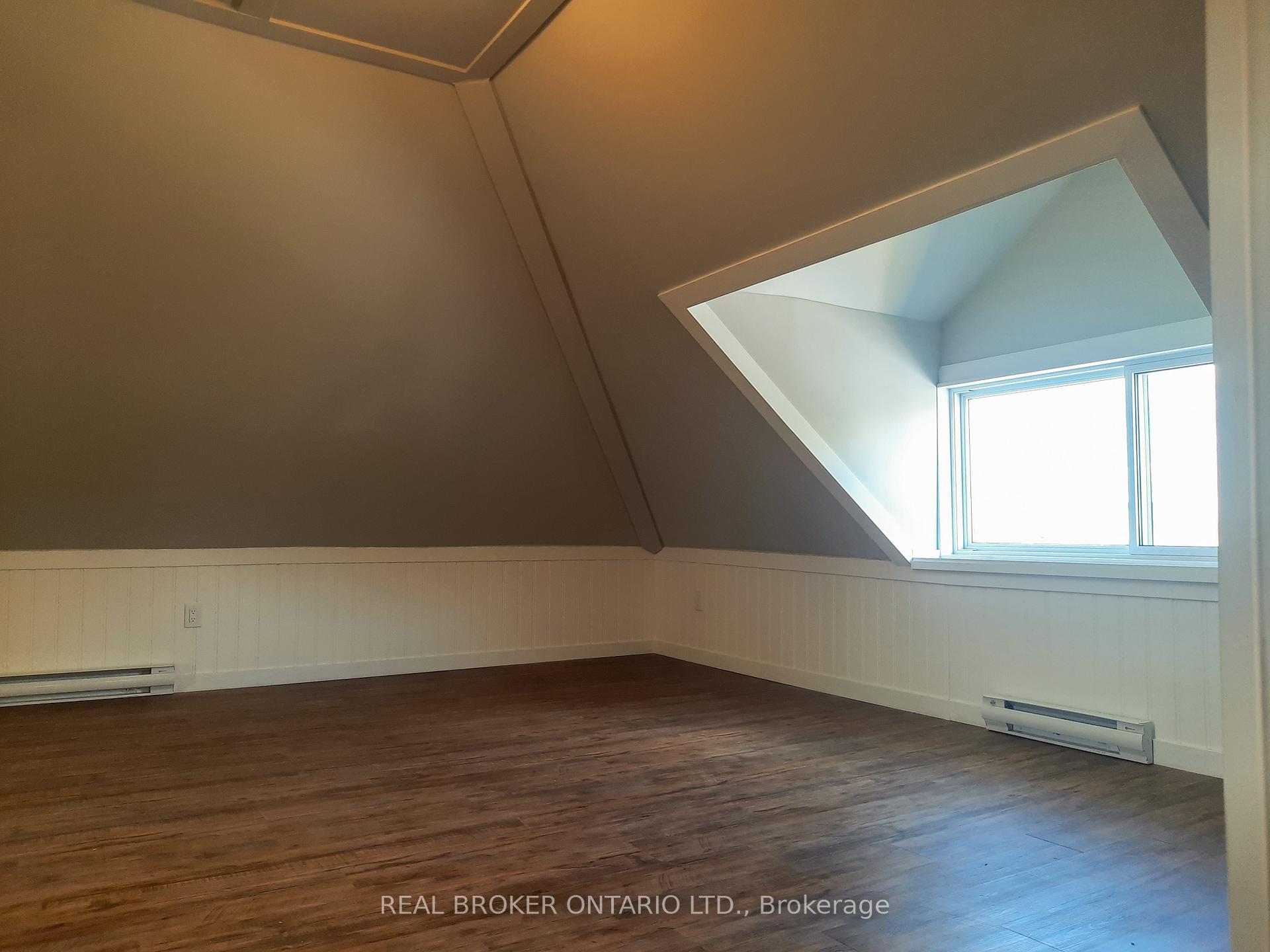 Photo 12 of 7 Montgomery Place, Smiths Falls — HOMEH