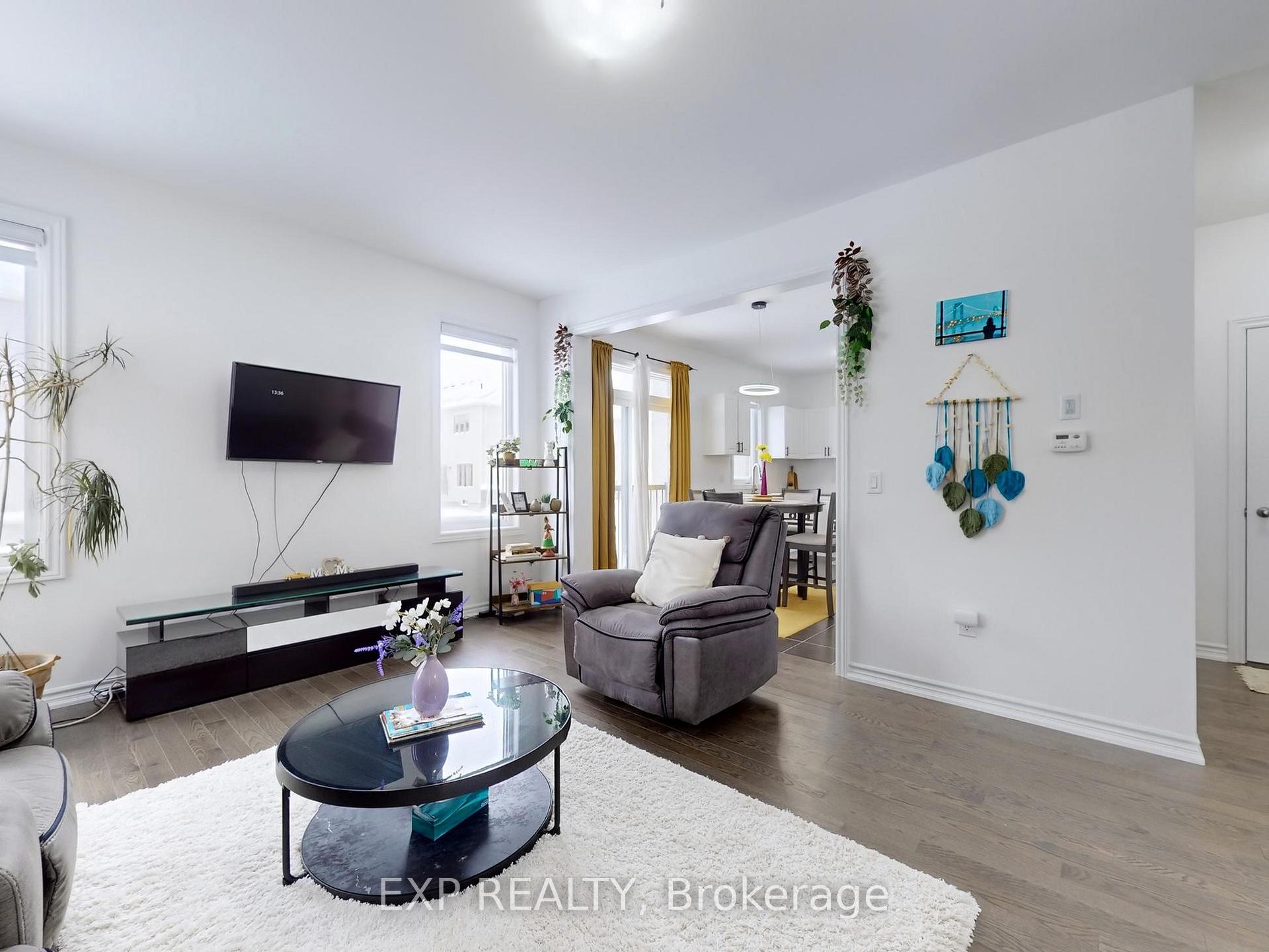 Photo 7 of 32 Doc Lougheed Avenue, Grey Highlands — HOMEH