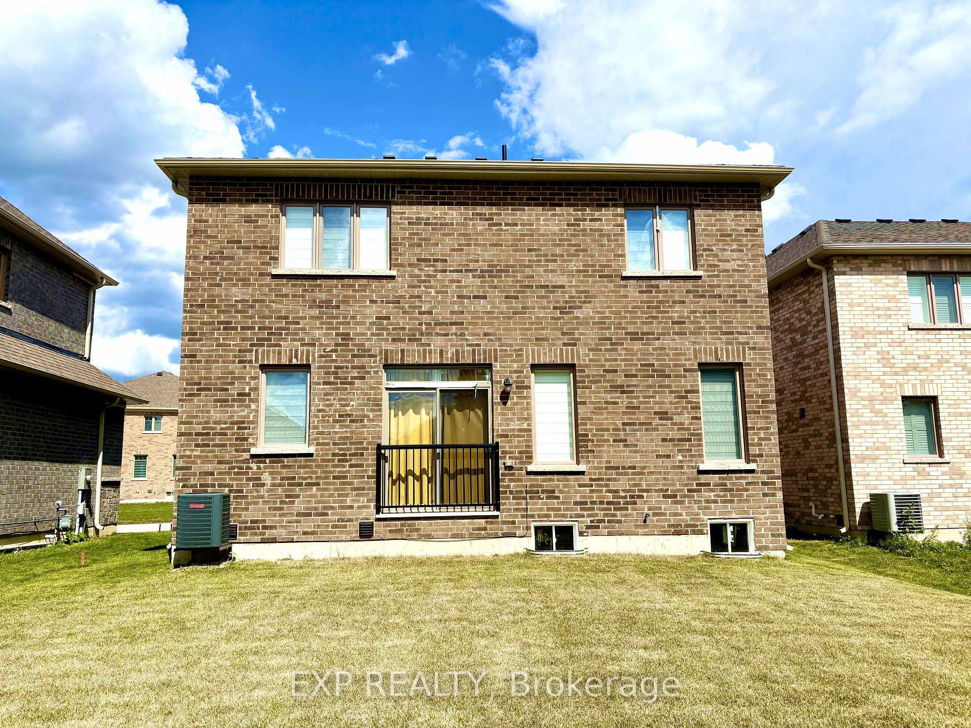 Photo 45 of 32 Doc Lougheed Avenue, Grey Highlands — HOMEH