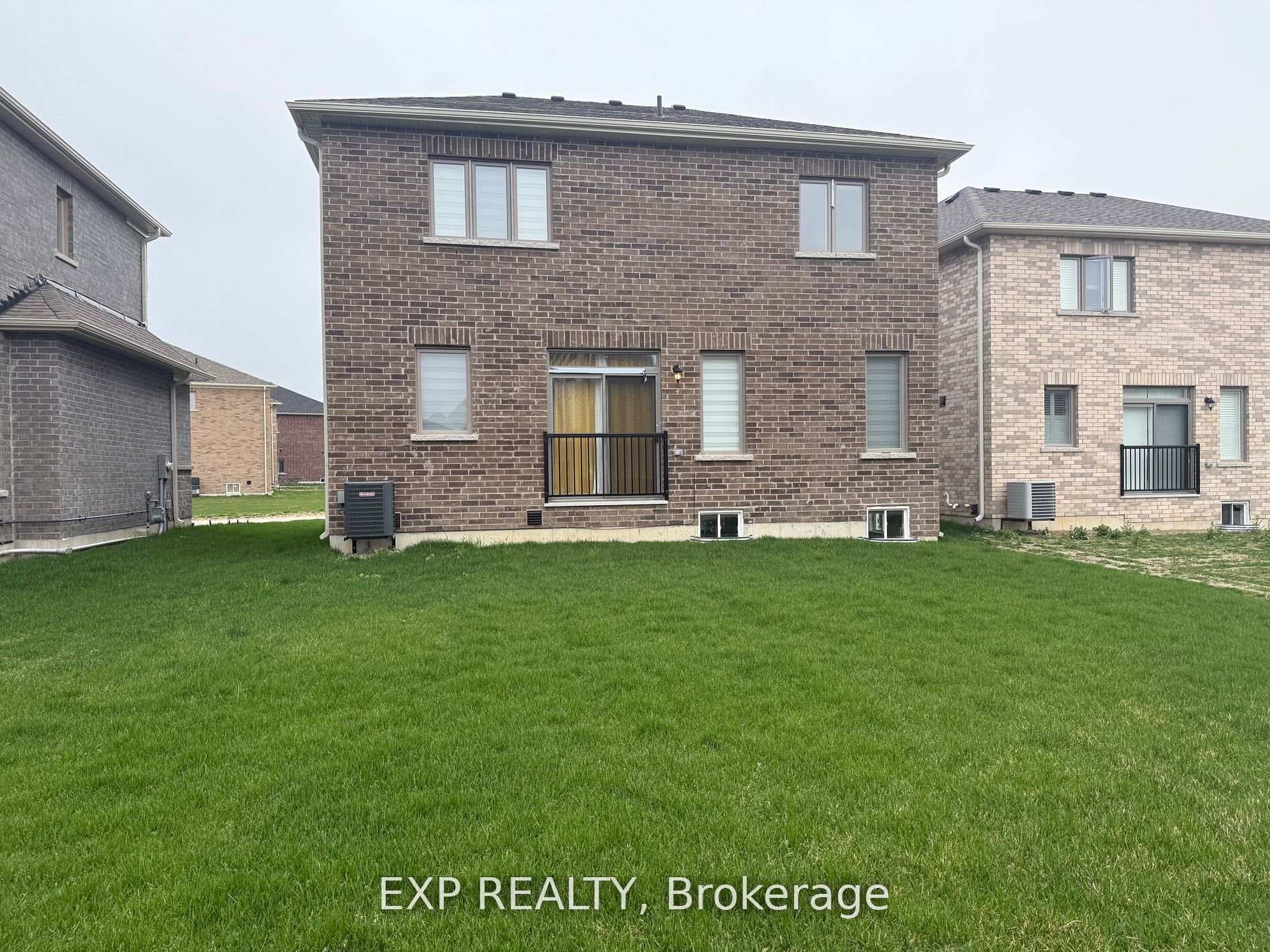 Photo 46 of 32 Doc Lougheed Avenue, Grey Highlands — HOMEH