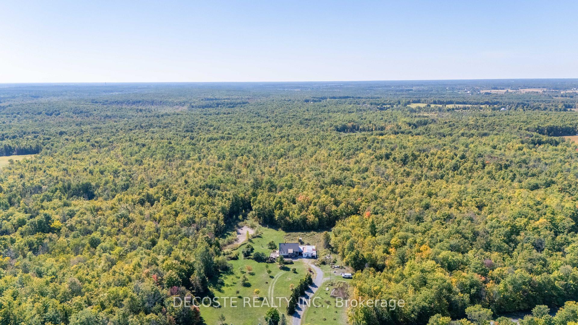 Photo 3 of 4624 Glen Roy Road, South Glengarry, South Glengarry (Charlottenburgh) Twp — HOMEH