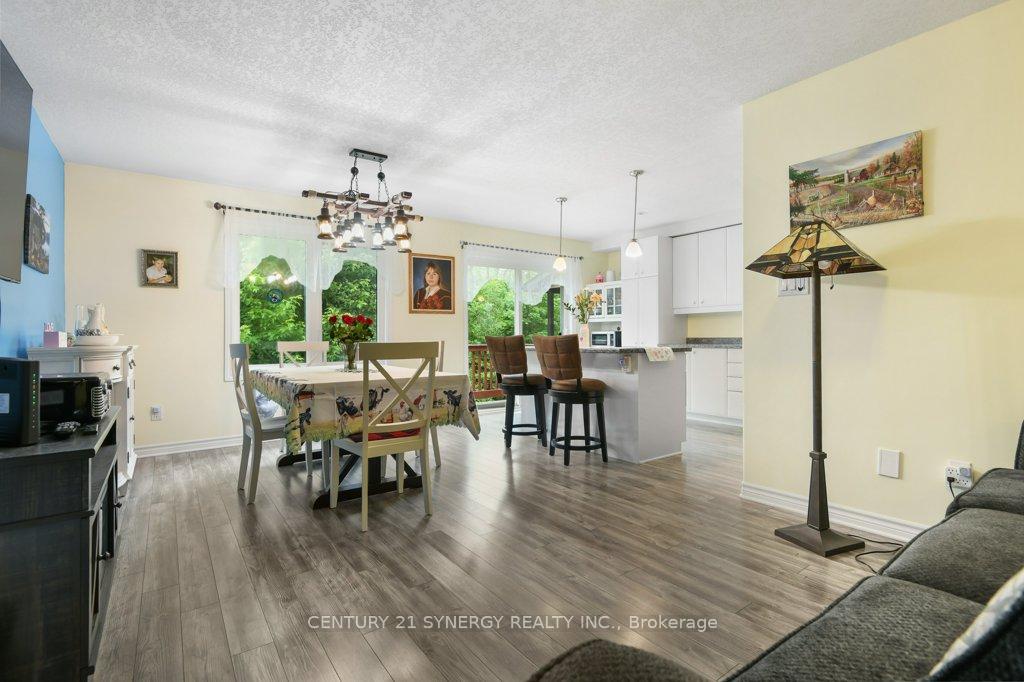 Photo 5 of 42 Code Crescent, Smiths Falls — HOMEH