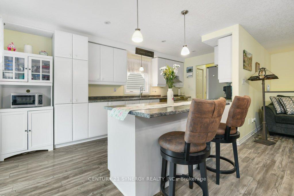 Photo 11 of 42 Code Crescent, Smiths Falls — HOMEH