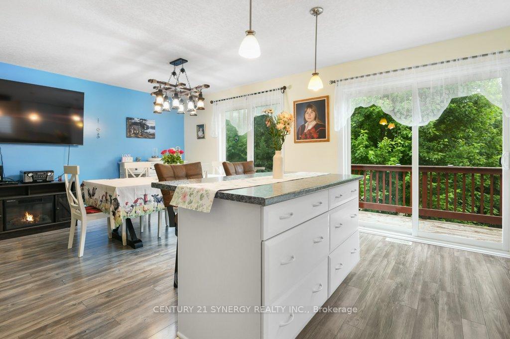 Photo 15 of 42 Code Crescent, Smiths Falls — HOMEH