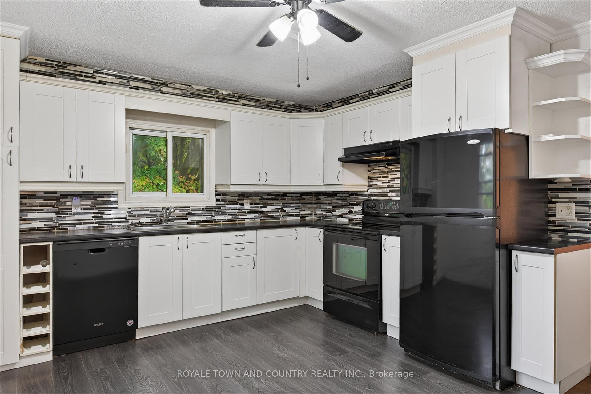 Photo 10 of 20 Shady Acres Avenue, Scugog, Rural Scugog — HOMEH