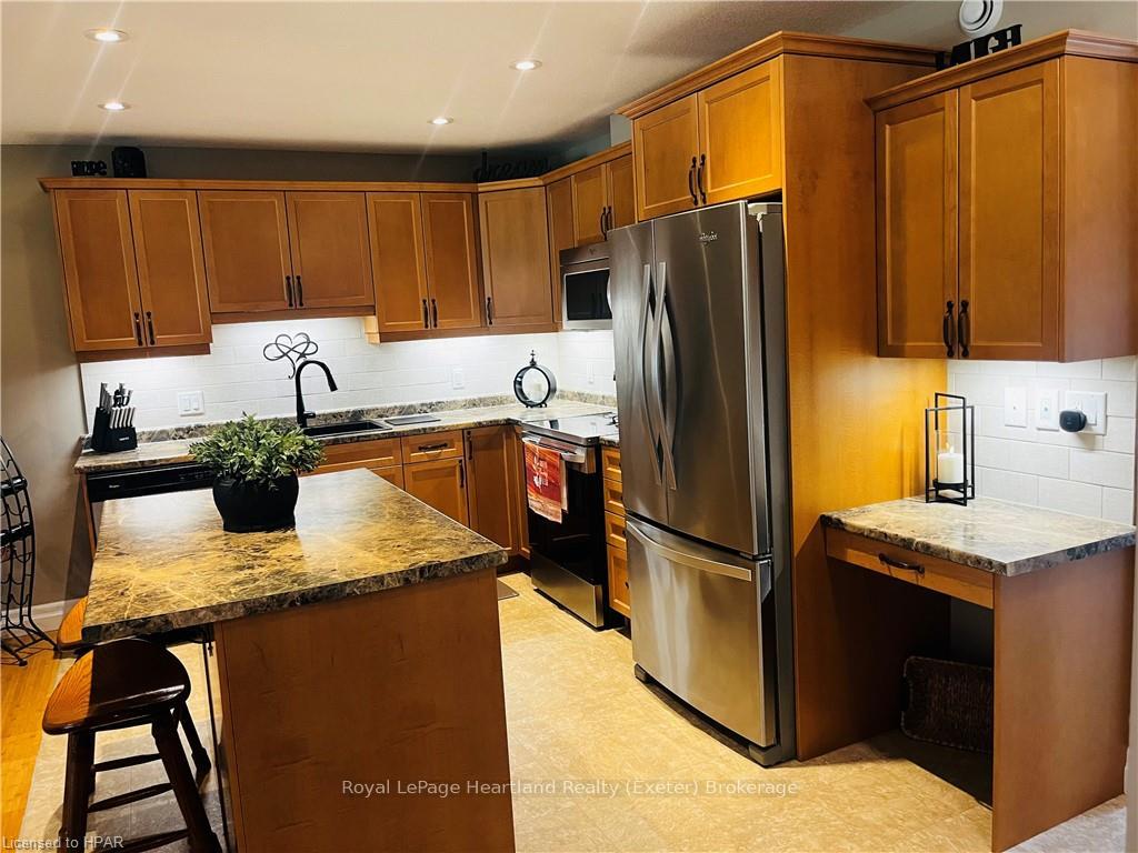 Photo 6 of 81 Redford Drive, South Huron, Exeter — HOMEH