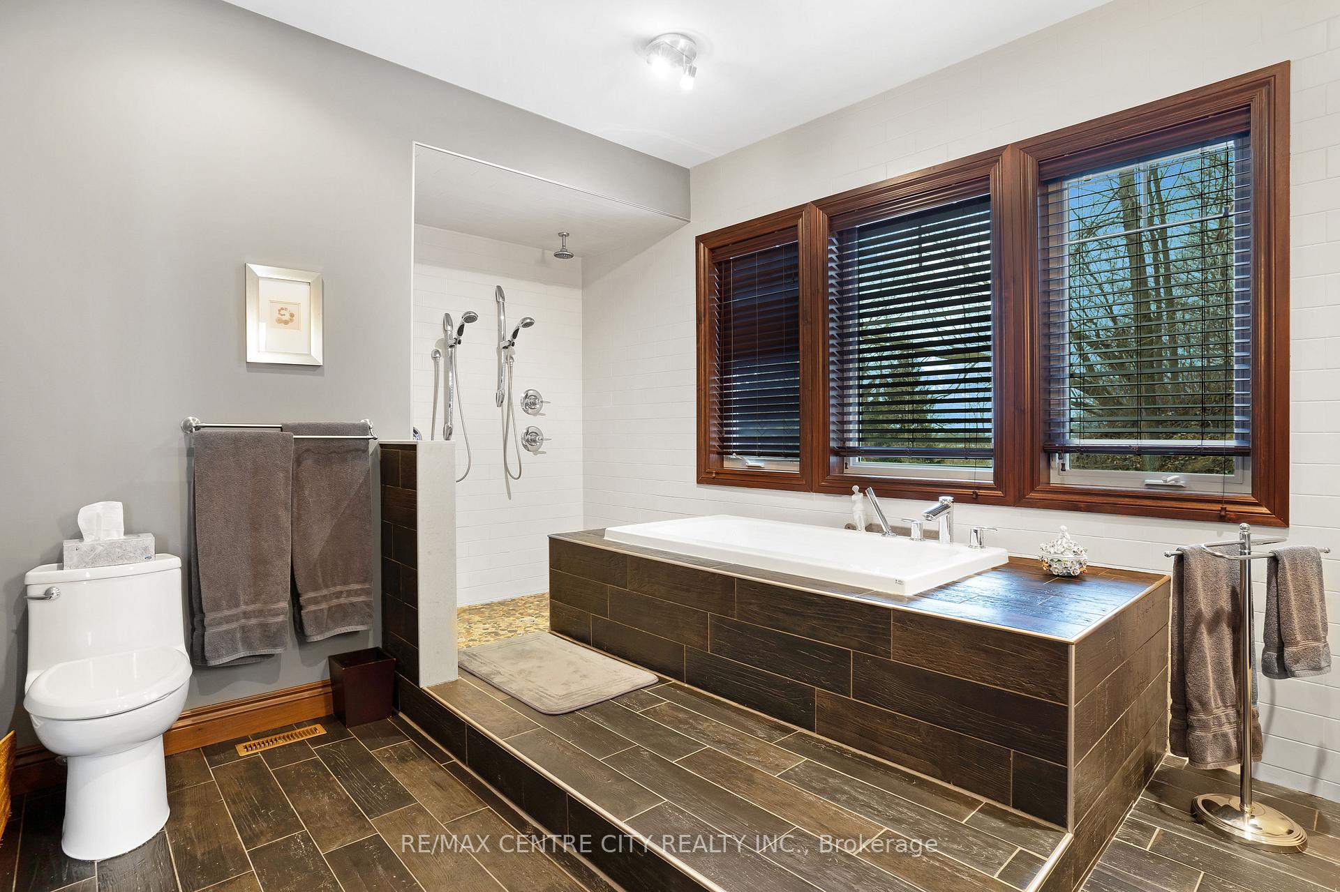 Photo 5 of 33875 Fifth Line, Southwold, Rural Southwold — HOMEH