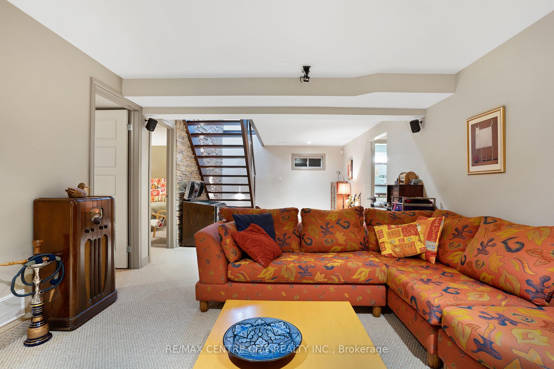 Photo 9 of 33875 Fifth Line, Southwold, Rural Southwold — HOMEH