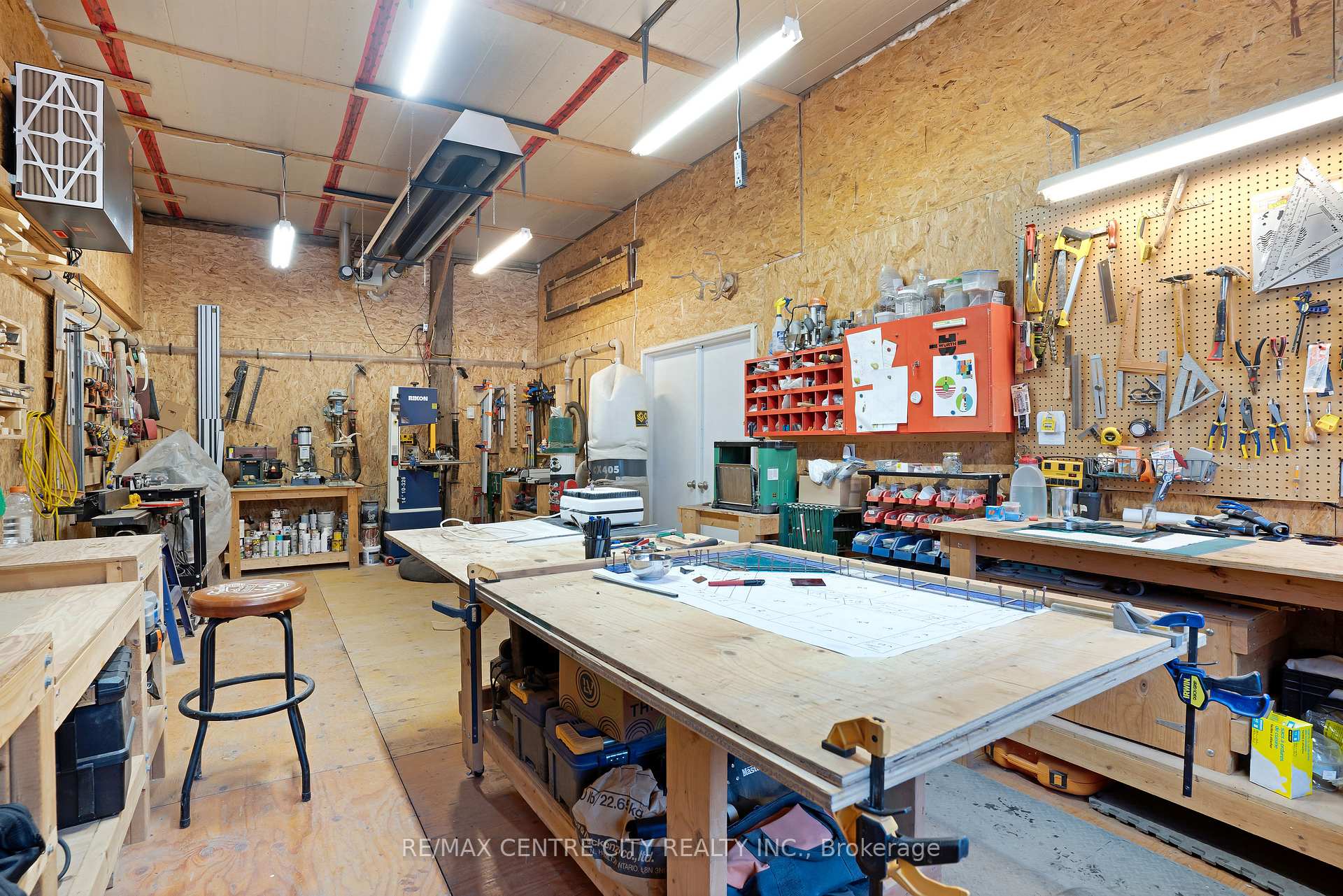 Photo 22 of 33875 Fifth Line, Southwold, Rural Southwold — HOMEH