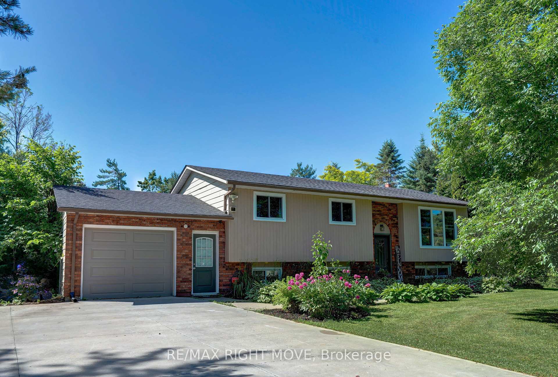 Photo 1 of 2268 Thomson Crescent, Severn, Rural Severn — HOMEH