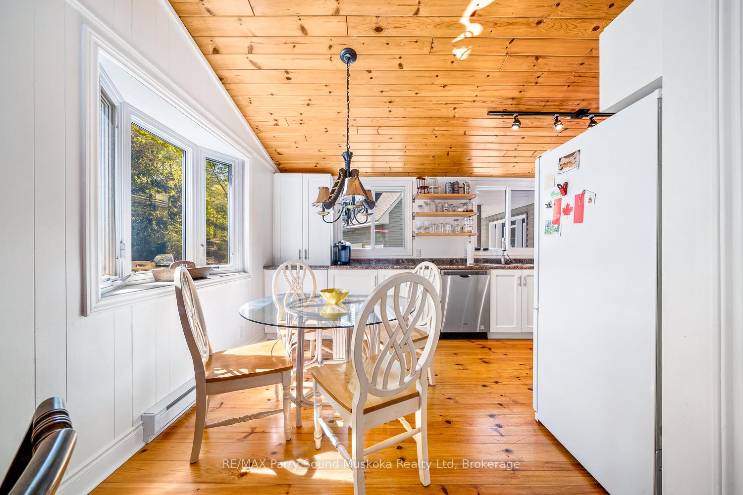 Photo 17 of 3 Maureen Drive, Seguin — HOMEH