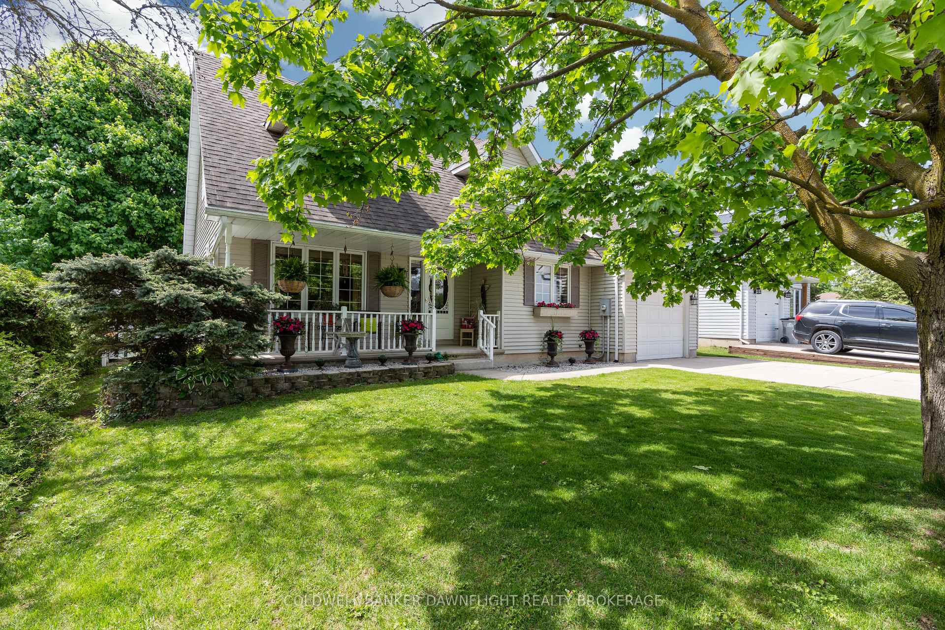 Photo 2 of 215 Prince Albert Street, South Huron, Stephen — HOMEH