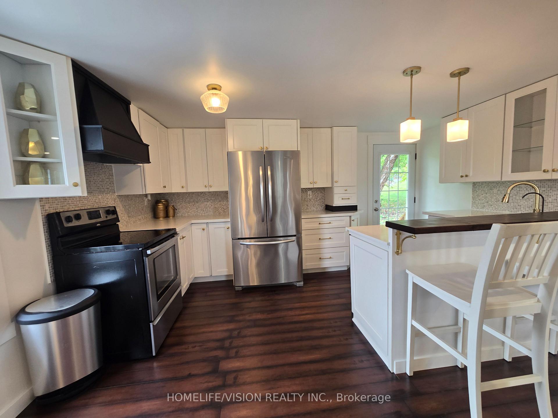 Photo 6 of 338 Carnegie Beach Road, Scugog, Rural Scugog — HOMEH