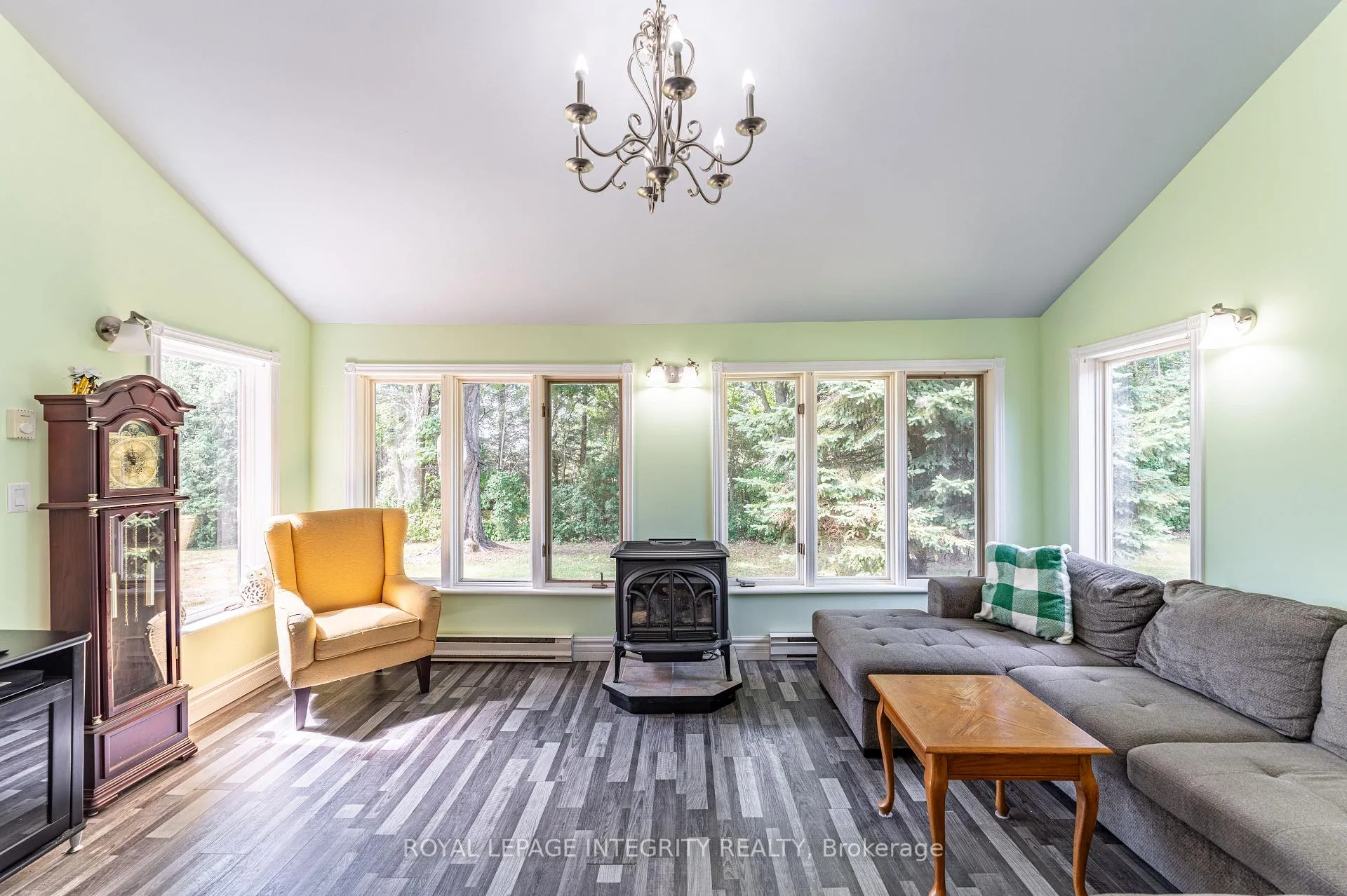 Photo 17 of 20455 Concession 3 Road, South Glengarry, South Glengarry (Lancaster) Twp — HOMEH