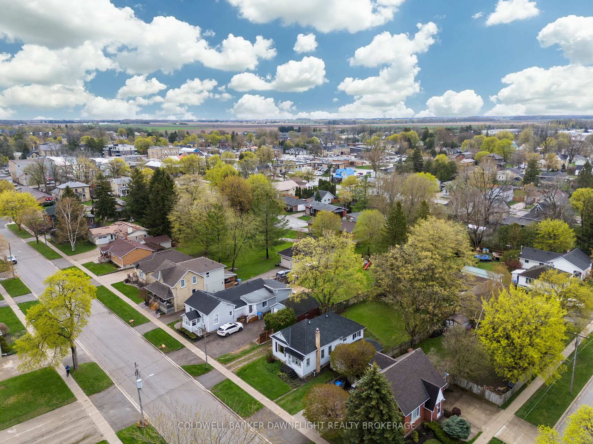 Photo 5 of 89 John Street W, South Huron, Exeter — HOMEH