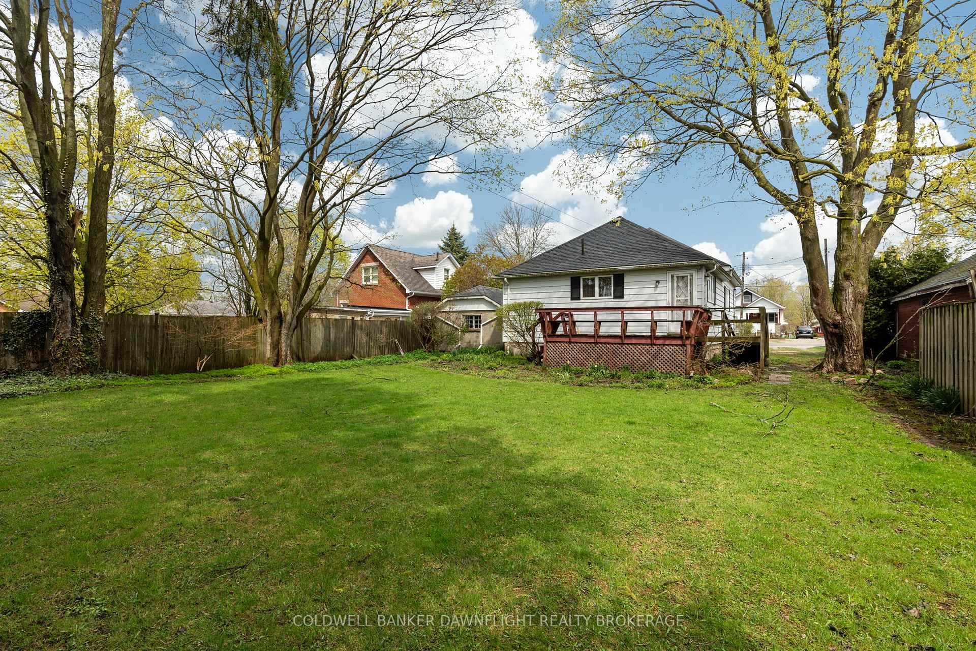Photo 12 of 89 John Street W, South Huron, Exeter — HOMEH
