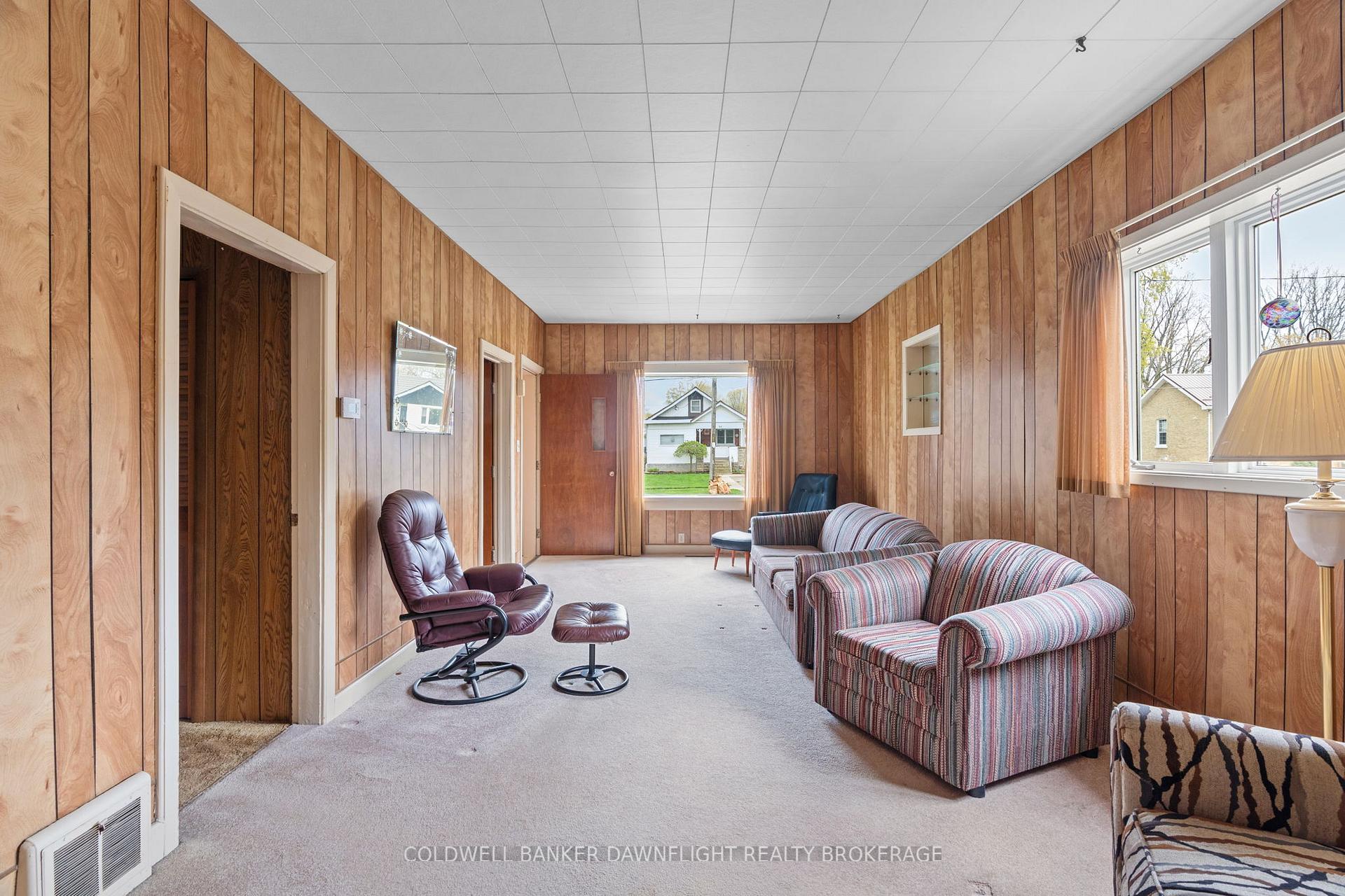 Photo 23 of 89 John Street W, South Huron, Exeter — HOMEH