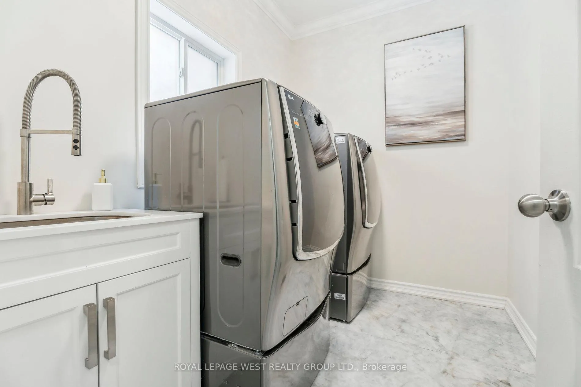 Photo 12 of 264 Morden Drive, Shelburne — HOMEH