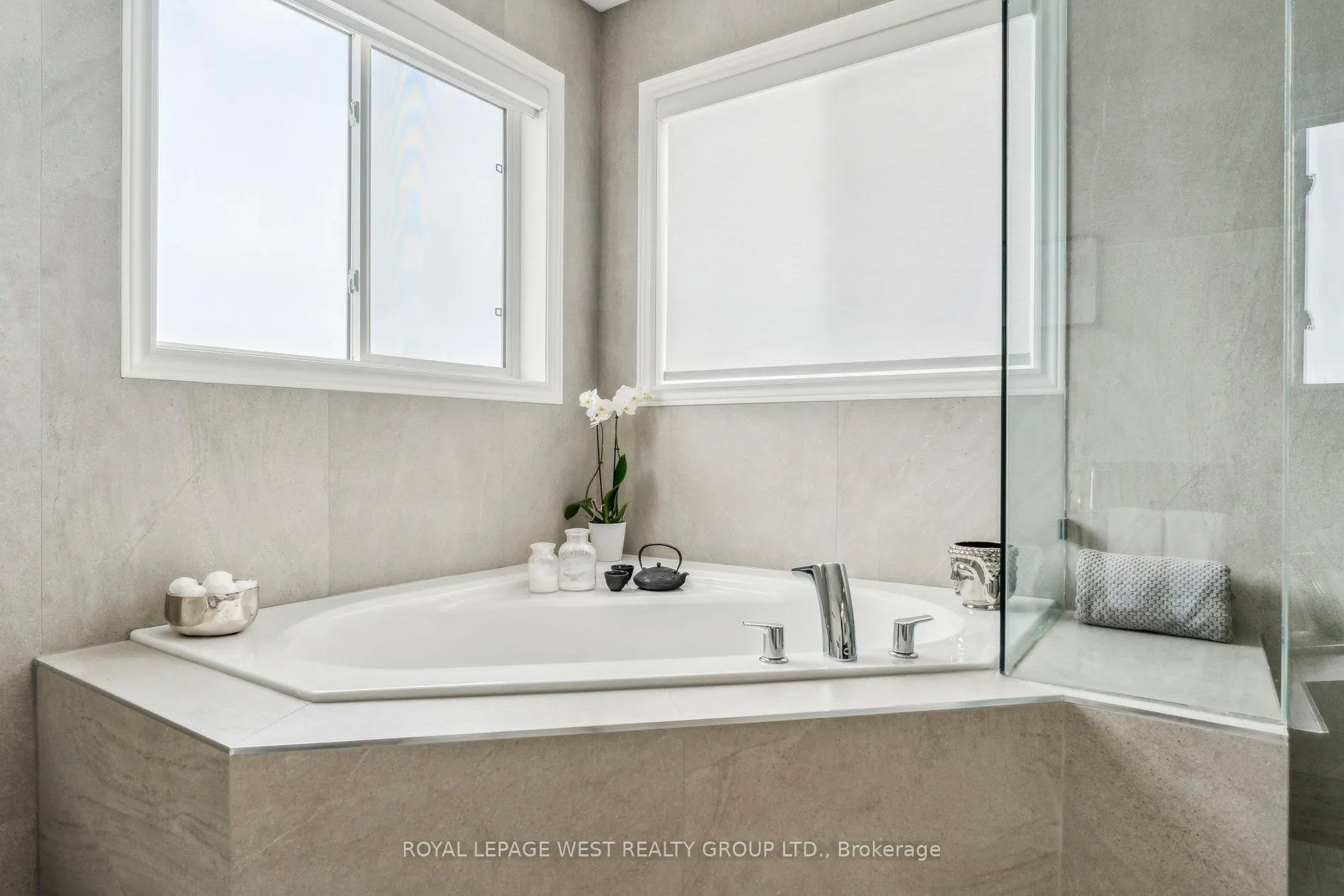 Photo 16 of 264 Morden Drive, Shelburne — HOMEH