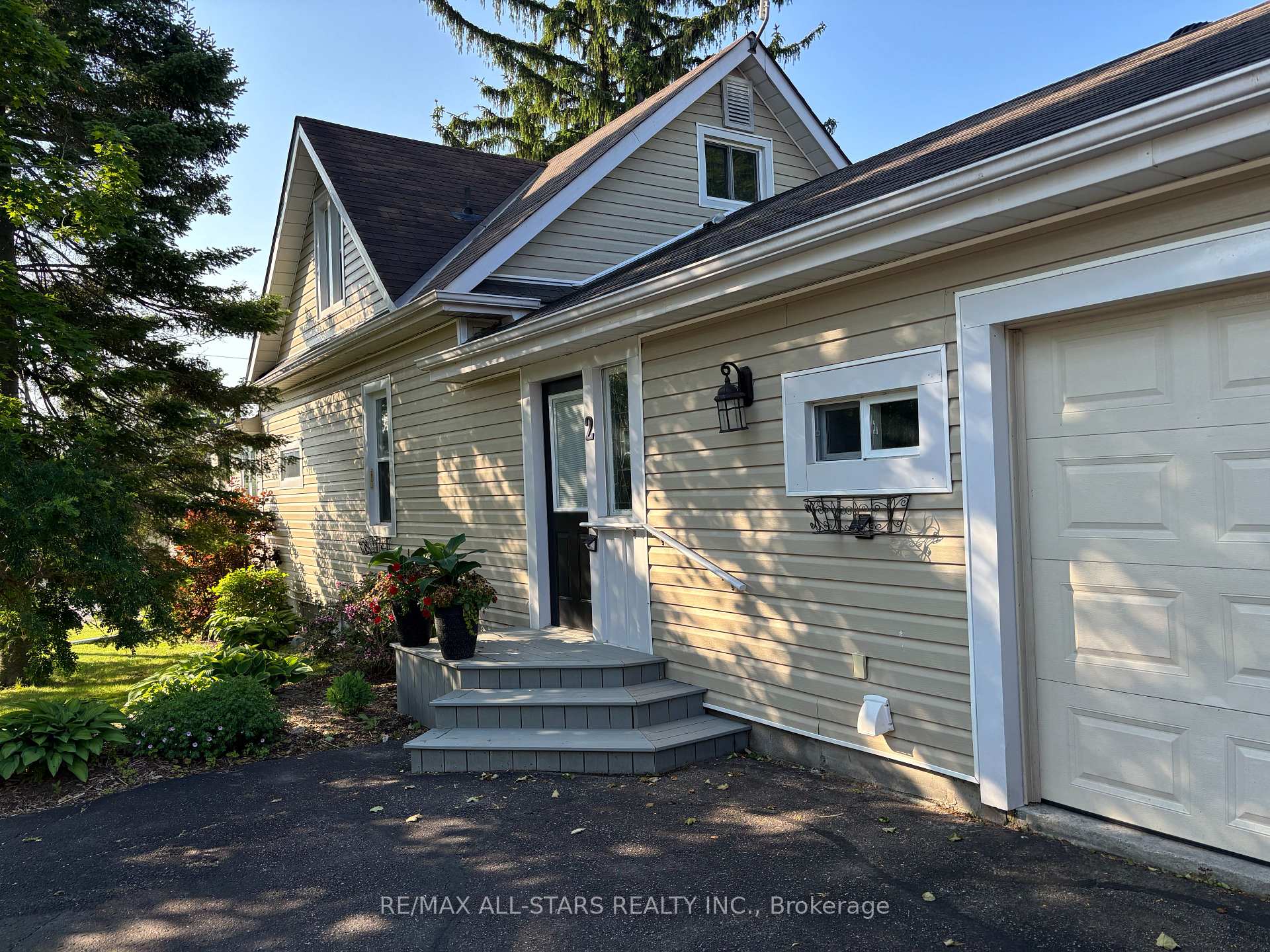 Photo 2 of 2 Henrietta Street, Scugog, Rural Scugog — HOMEH