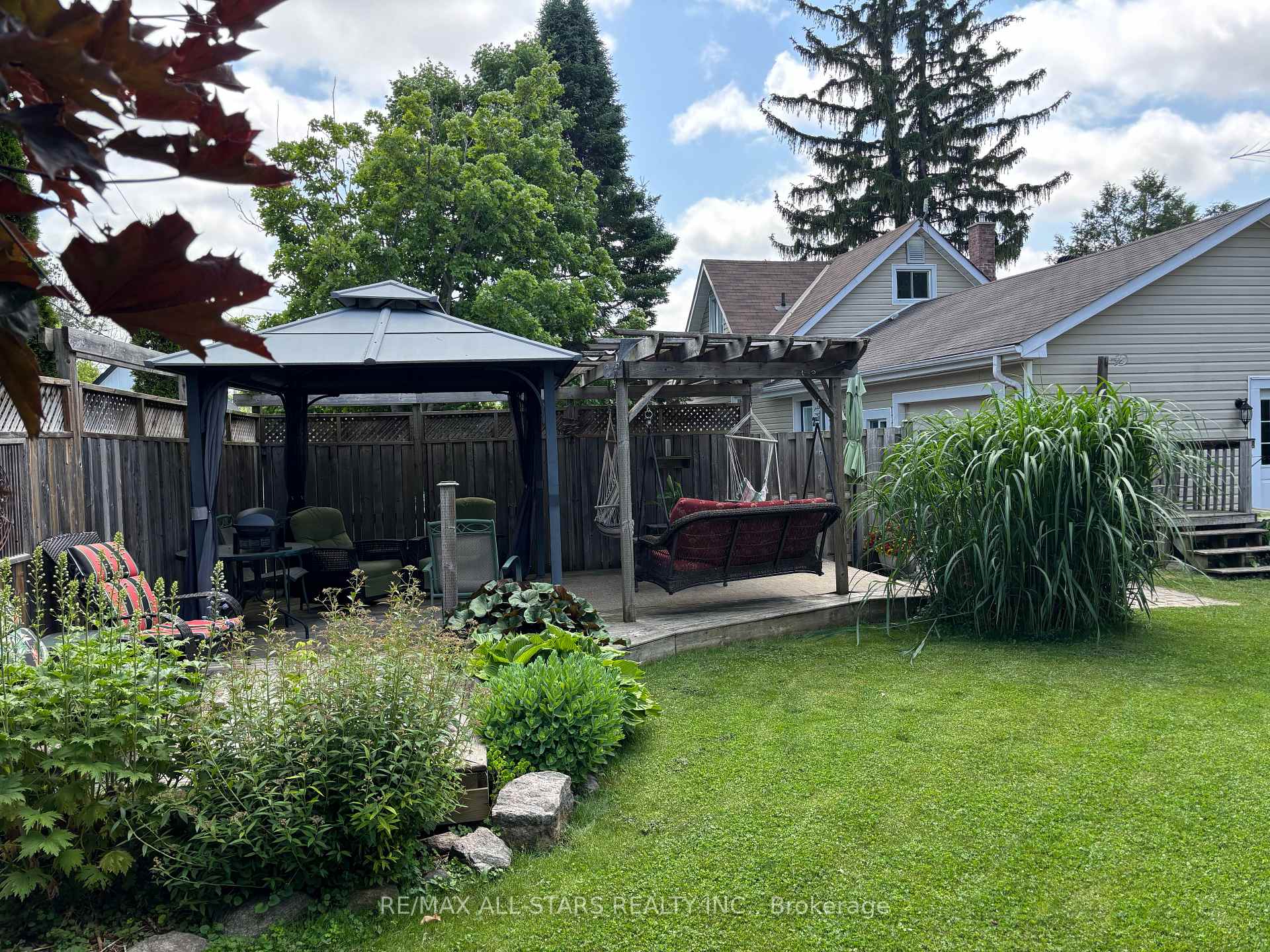 Photo 37 of 2 Henrietta Street, Scugog, Rural Scugog — HOMEH