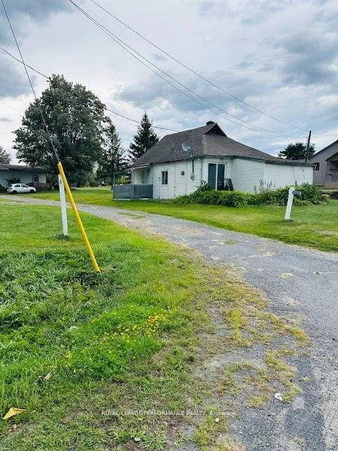 Photo 6 of 18787 County Rd 2, South Glengarry, South Glengarry (Charlottenburgh) Twp — HOMEH