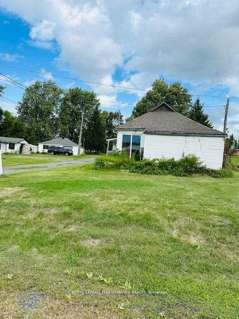 Photo 7 of 18787 County Rd 2, South Glengarry, South Glengarry (Charlottenburgh) Twp — HOMEH