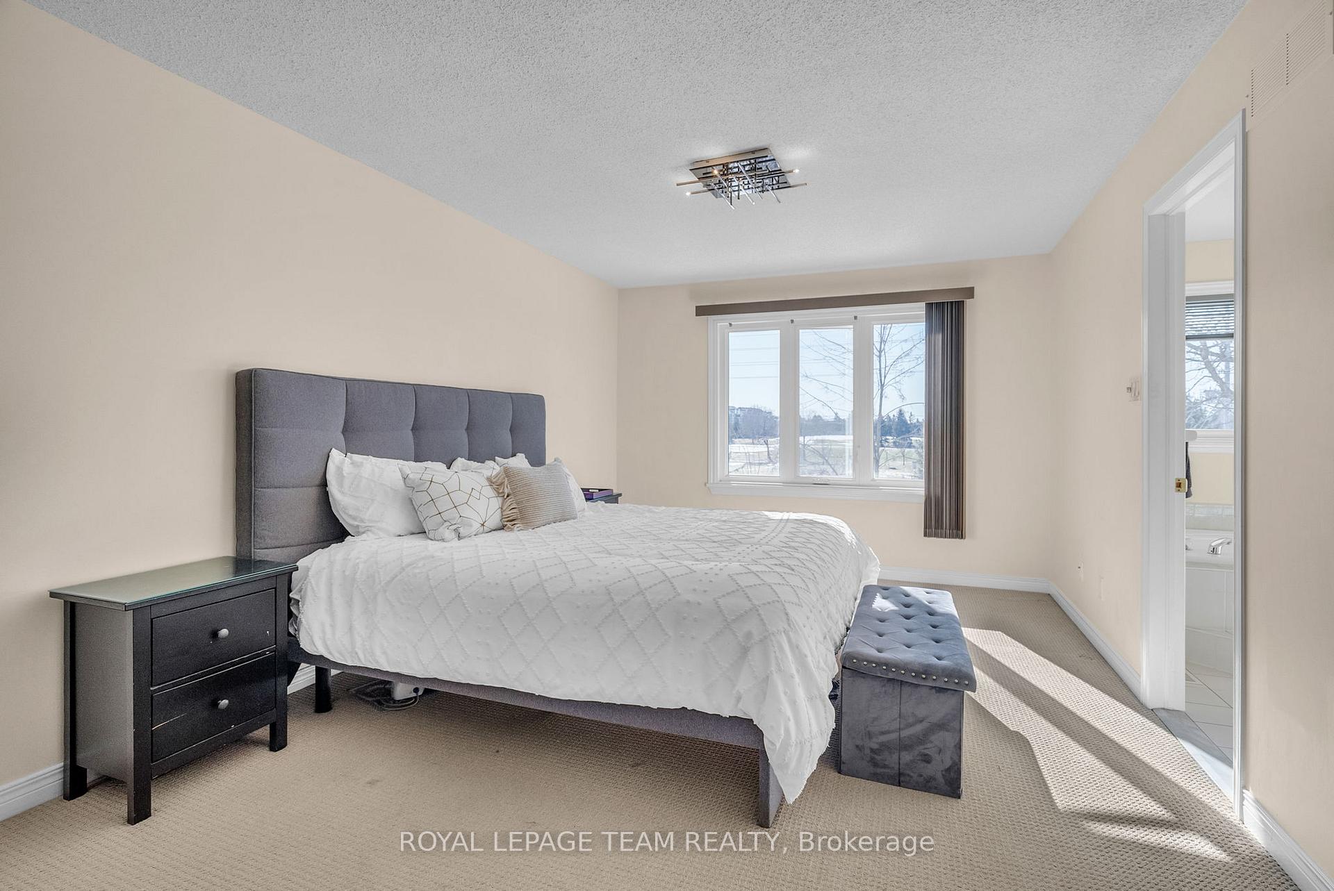 Photo 9 of 64 Westpointe Crescent, Ottawa, Centrepointe — HOMEH