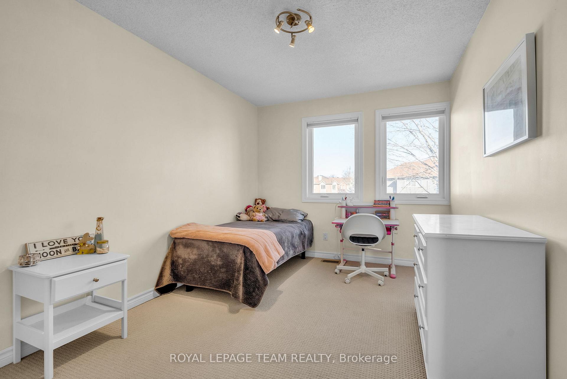 Photo 14 of 64 Westpointe Crescent, Ottawa, Centrepointe — HOMEH
